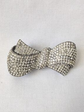 VERN O'HARA Vintage Huge Bow Silver Tone Belt Buckle With Tremendous Rhinestones